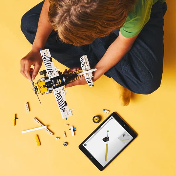 LEGO® Technic -pensaspotkurikone 42198