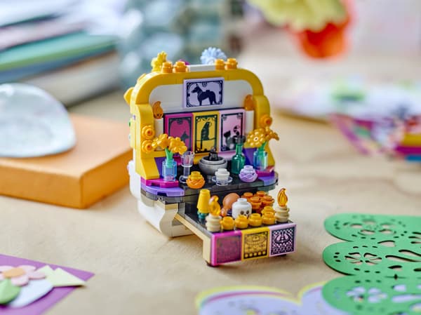 LEGO® De dödas altare 40811