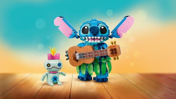 LEGO® Disney Stitch & Scrump 43296