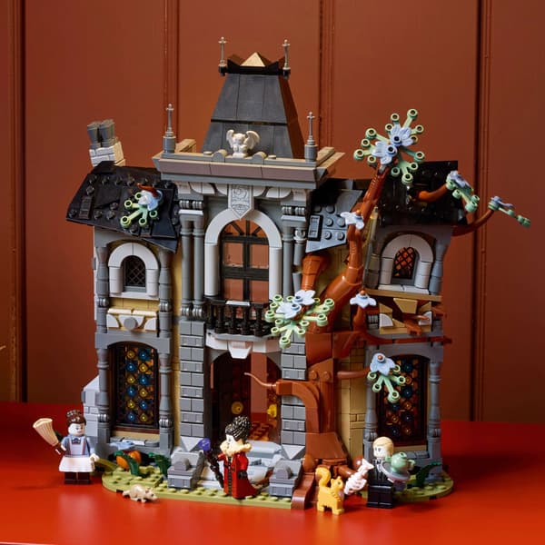 LEGO® Icons Borgmesterens Herregård 11383