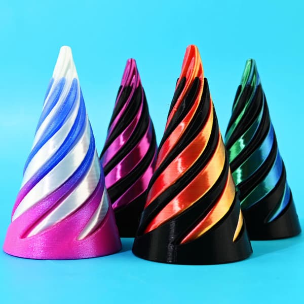 Spiral Cone Fidget Musta/Sininen metalliväri