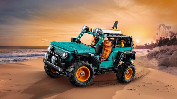 LEGO® Technic Jeep® Wrangler Rubicon SUV 42227