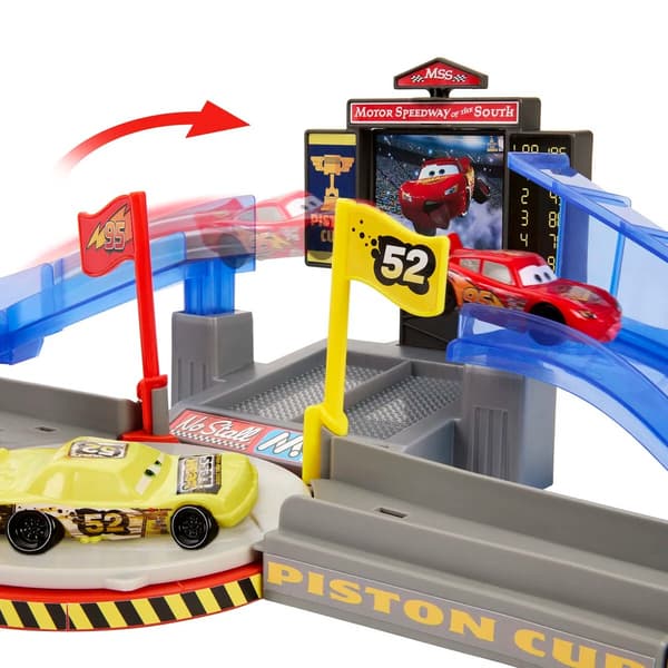 Disney Cars Piston Cup Stunting Speedway