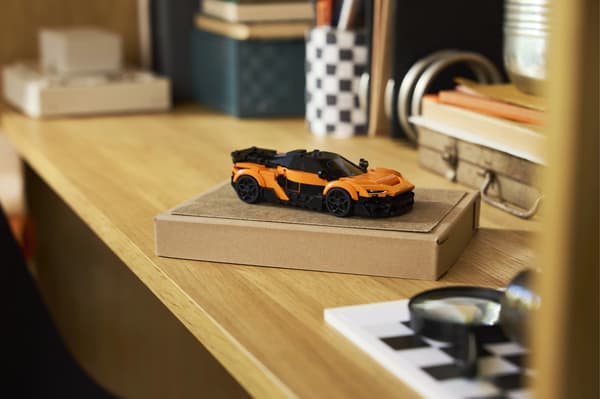 LEGO® Speed Champions McLaren W1 77257