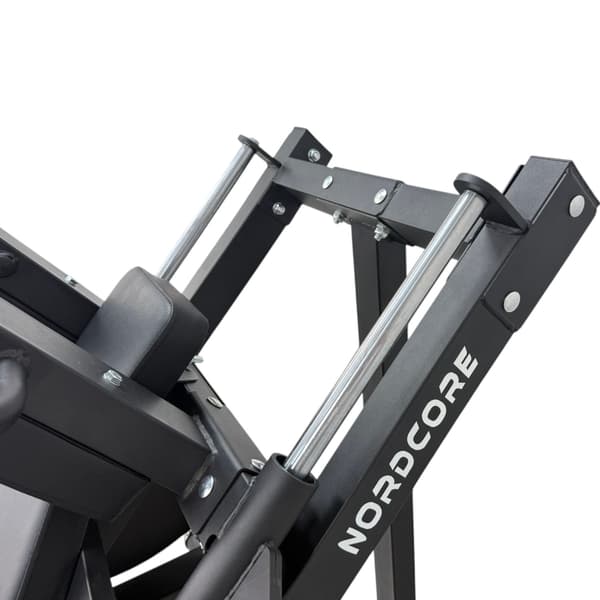 Nordcore 3-i-1 Hack Squat/Benpress/Vadmuskelsmaskin