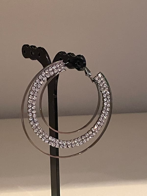 Glittrande Mörka Silver Örhängen - Hoop med Vit Strass - 6 cm