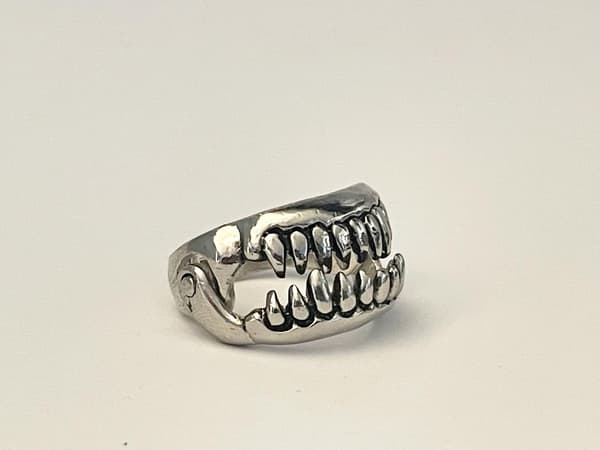Cool Silver Ring - Mun med Tänder / Djävulens Tänder - Stl 21