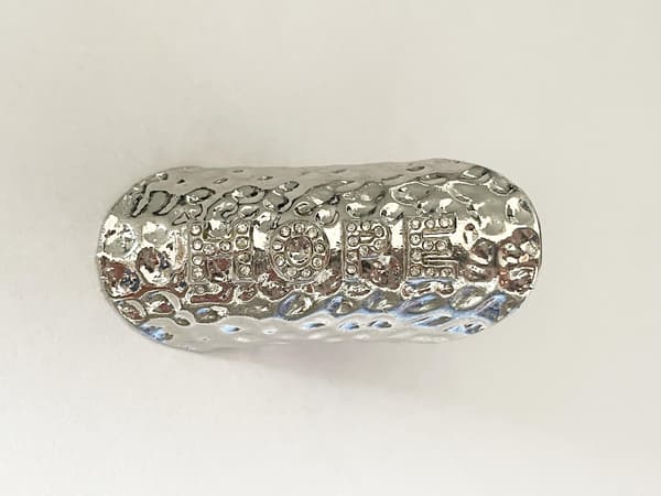 Oversize Silver Ring med Vita Stenar & Text - HOPE - Stl 18