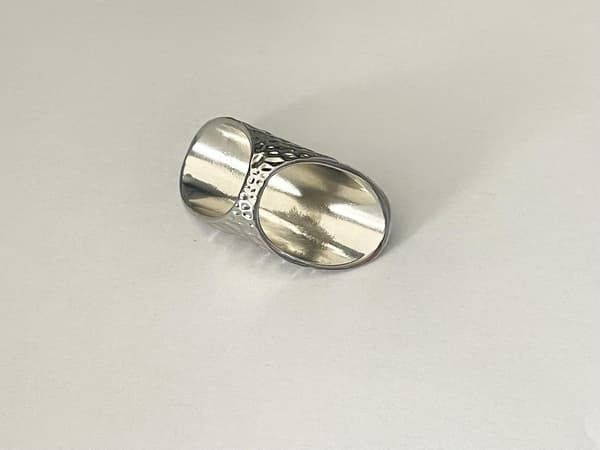 Oversize Silver Ring med Vita Stenar & Text - FAITH - Stl 19