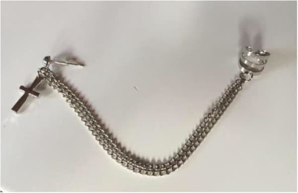 Earcuff Ear Cuff & Örhänge med Dubbla Kedjor & Kors - Silver