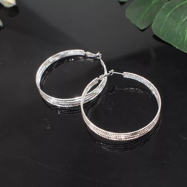 Stora 4-radiga Mönstrade Hoop Silver Örhängen - 6 cm