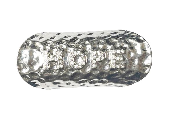 Oversize Silver Ring med Vita Stenar & Text - HOPE - Stl 17,5