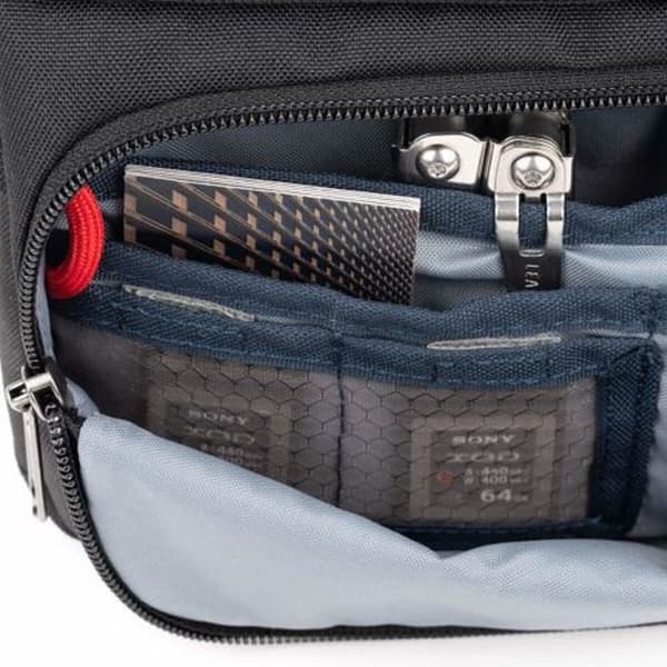 THINK TANK Olkalaukku MIRRORLESS MOVER 20 V2 HARMAA