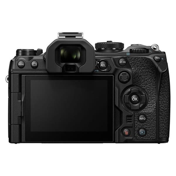 OM SYSTEM OM-1 II + 14-150 II