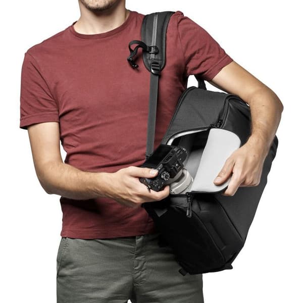 LOWEPRO Flipside BP 300 AW III -reppu Musta