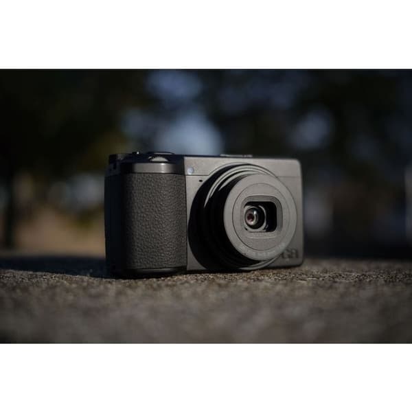 RICOH Compact expert GR IV Monokrom