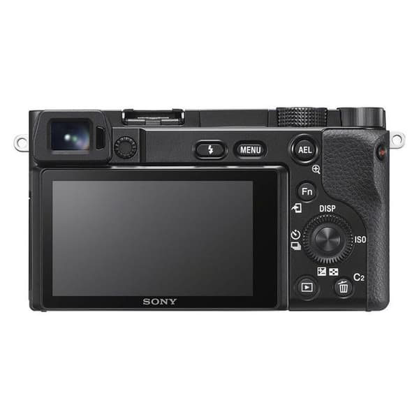 SONY Alpha 6100 + Objektiv SIGMA 17-40mm f/1.8 DC Art