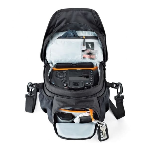 LOWEPRO Skuldertaske NOVA 140 AW II Sort