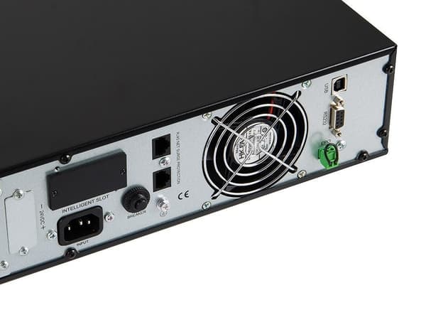 Green Cell UPS13 Rack UPS RTII 1000VA 900W with LCD Display