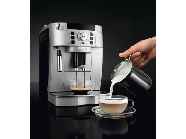 De'Longhi ECAM 22.110.SB Fully-auto Espresso Machine 1.8 L
