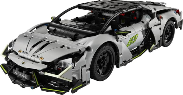LEGO TECHNIC Lamborghini Revuelto 42214