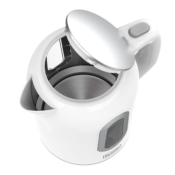 Black+Decker Electric Kettle BXKE2204E