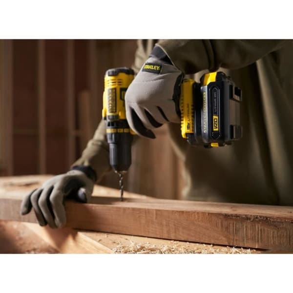 STANLEY FATMAX V20 Battery Adapter - SFMCB100-XJ - For 18V Tools