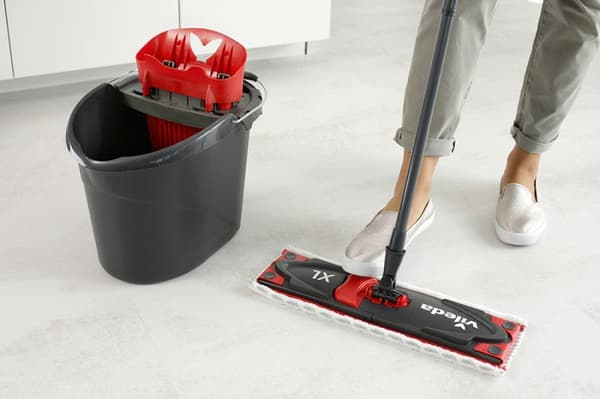 Vileda Ultramax XL Mop with Telescopic Handle 42 CM