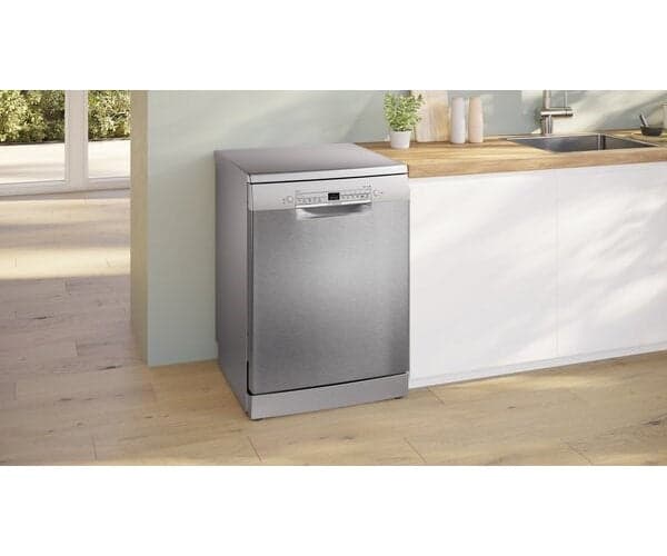 Bosch Serie 2 SMS2HVI06E Built-in Dishwasher 14 Place Settings C