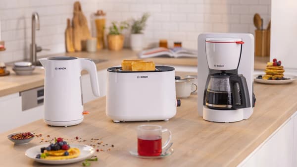 Bosch Electric Kettle 1.7 L 2400 W White TWK2M161