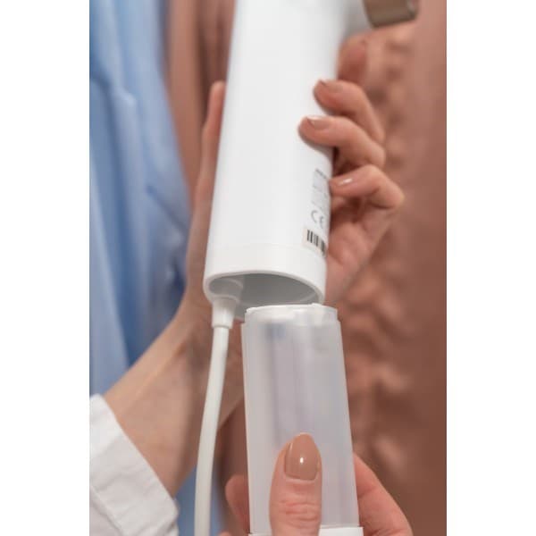 MPM MZP-04 Garment Steamer 22g/min