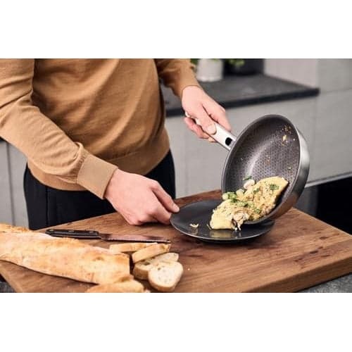 ZWILLING JOY PLUS Frying Pan Shallow - 24 cm