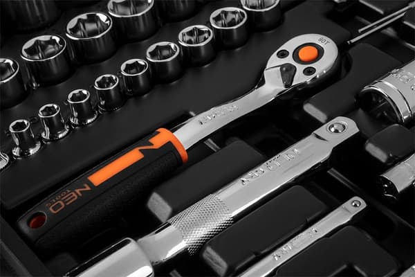 NEO tools Socket Set 73 Pieces CRV 10-054