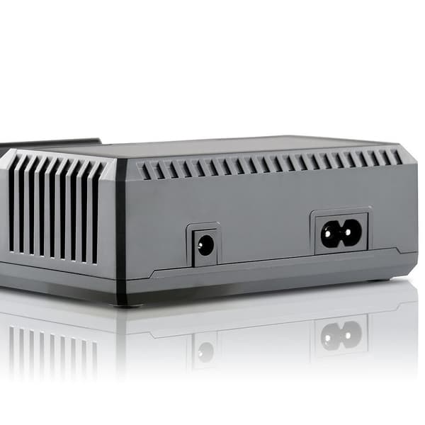 everActive UC-4200 Charger for Li-ion and Ni-MH Batteries