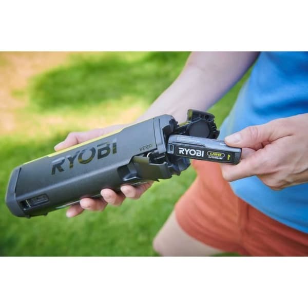 RYOBI - Bluetooth Speaker - 4V - IP67 - USB-C Cable - 1 x 4V 2.0 Ah USB Lithium Battery