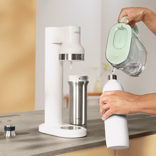 Brita sodaTRIO Bottle 1 L - White