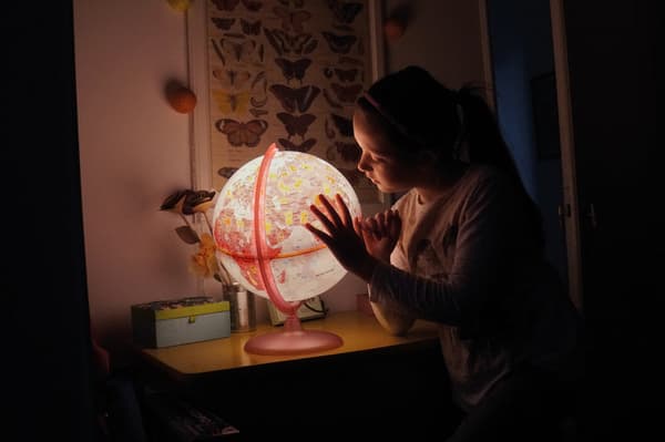 Atmosphere NR-0331IMIM-NL Globe Imaginary 30 Cm With Lighting