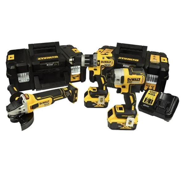 DeWALT 18V Cordless Power Tool Kit DCK384P2T-QW