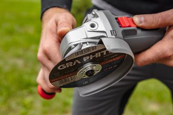 GRAPHITE 59G088 Angle Grinder 1600W 125 mm