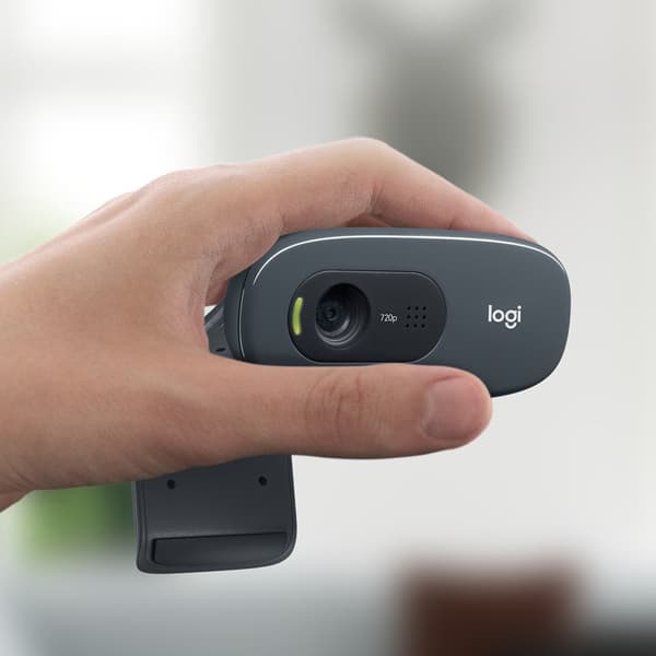 Logitech C270 HD Webcam 720p/30fps with Noise-Reducing Mic