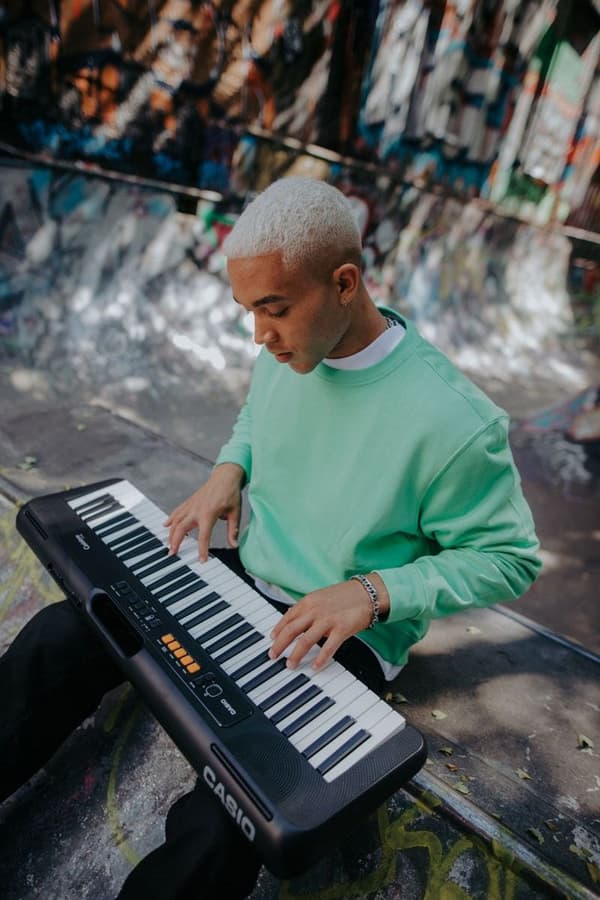 Casio CT-S100 Digital Piano 61 Keys
