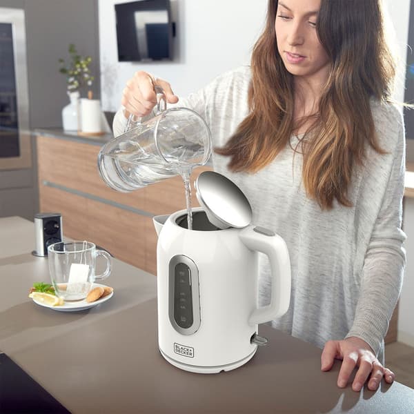Black+Decker Electric Kettle BXKE2204E