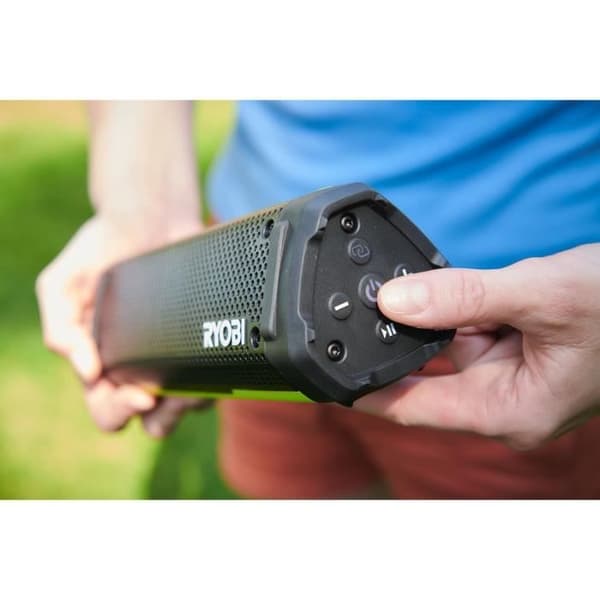 RYOBI - Bluetooth Speaker - 4V - IP67 - USB-C Cable - 1 x 4V 2.0 Ah USB Lithium Battery
