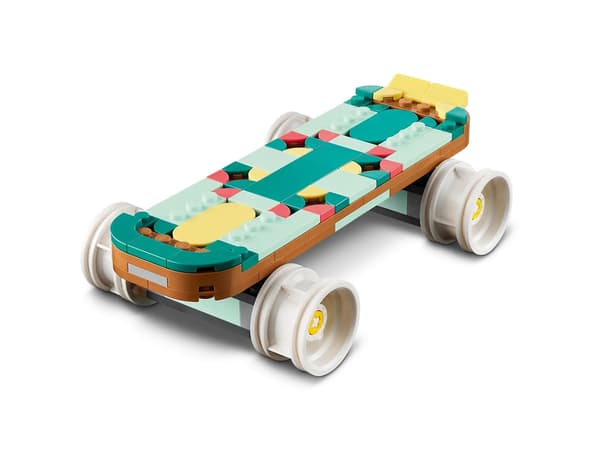 LEGO Creator 31148 Retro Roller Skate Building Set (31148)