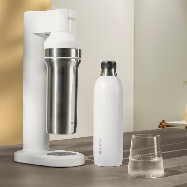Brita SodaTRIO White Bottle 0.65 L - Stylish and Functional Water Bottle