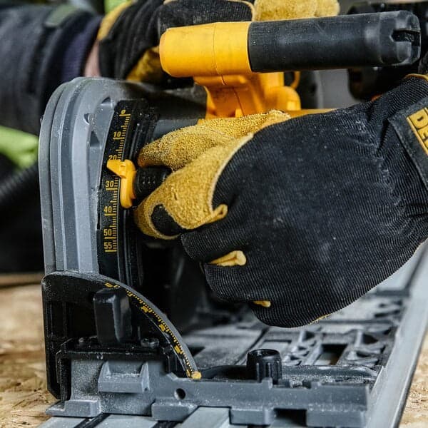 DEWALT DCS520T2 Portable Circular Saw 54V 2x XR FLEXVOLT
