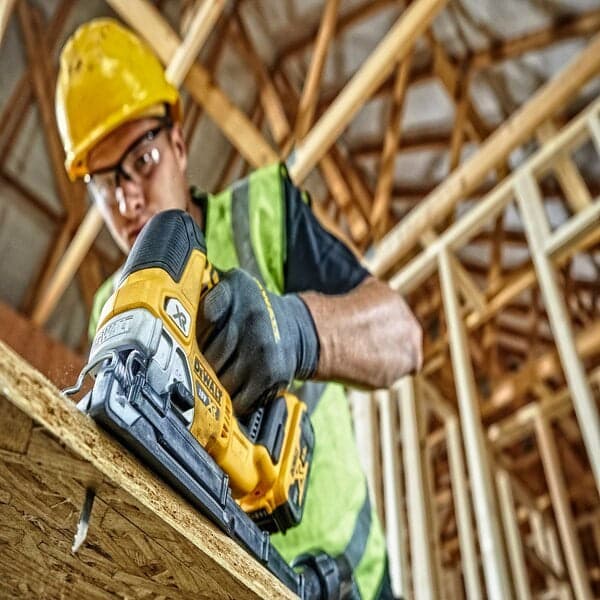 DeWALT DCS334P2-QW Jigsaw 3200 SPM 2.1 kg