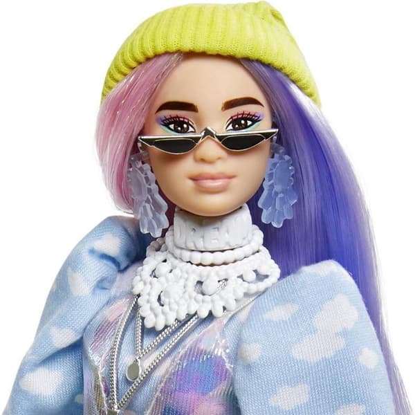 Barbie Extra Pop Beanie + Accessories