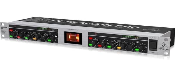 Behringer MIC2200 V2 Tube Microphone Preamplifier