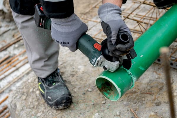 Metabo W 18 L 9-125 Quick Set Angle Grinder 125 mm